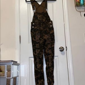 Army colored long overalls